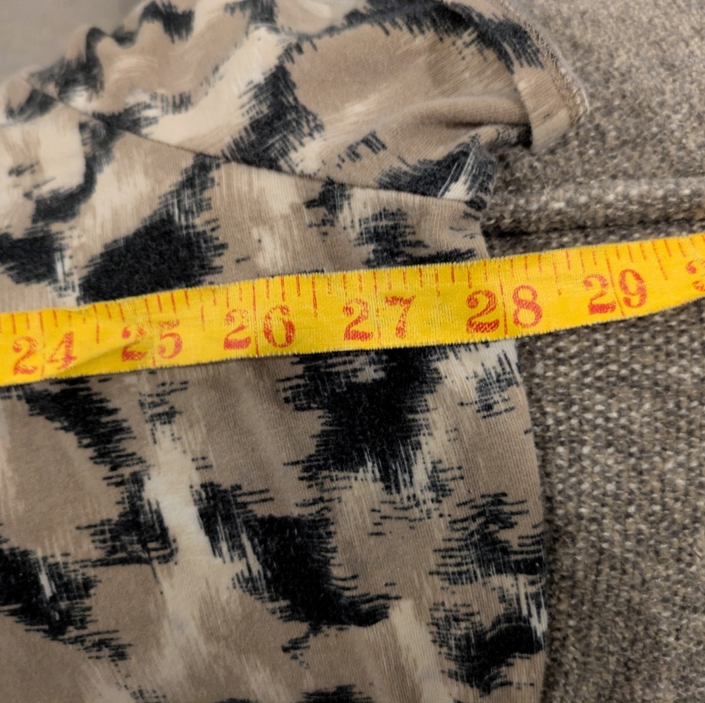 Ruby Rd. Black and Cream Patterned Blouse - image 11